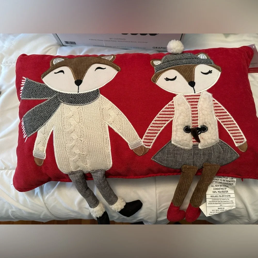 Adorable Holiday Fox Throw Pillow-NWT